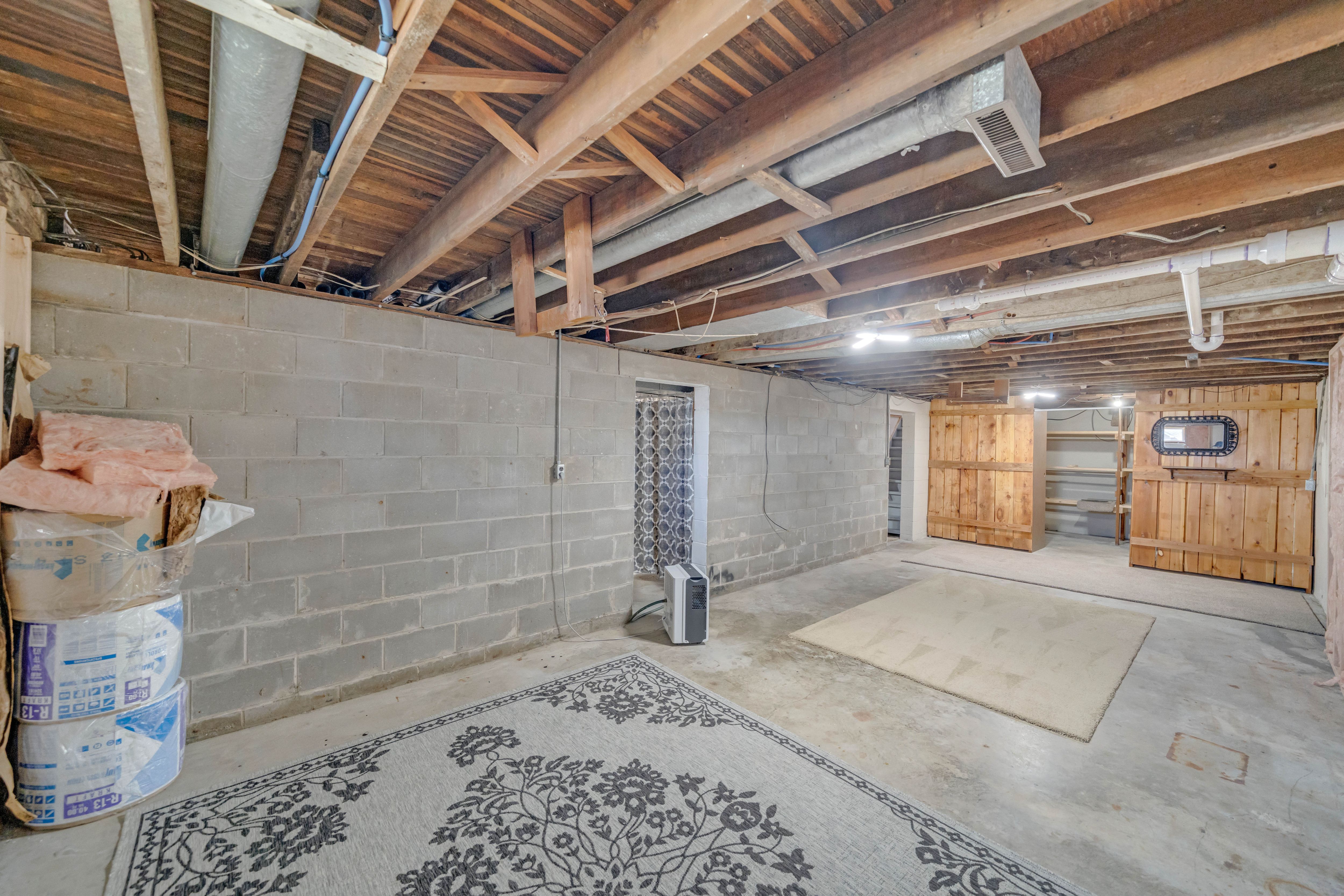 Listing Photo: 320 Burlington Ave, Martensdale, IA 50160 (12 of 34)